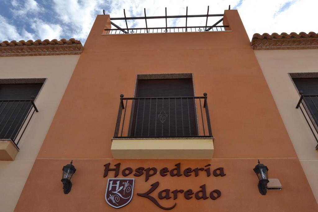 Hotel Hospederia Laredo à La Carlota Extérieur photo